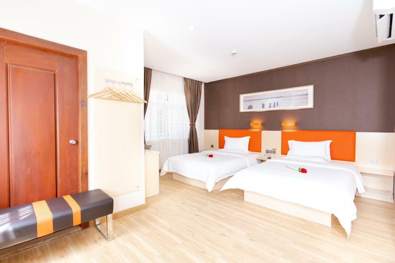 7 Days Premium Hotel Phnom Penh Extérieur photo