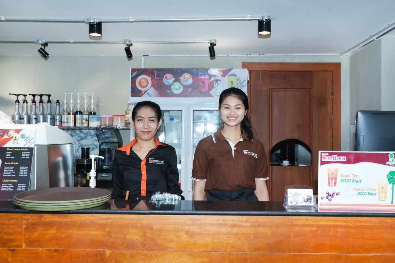 7 Days Premium Hotel Phnom Penh Extérieur photo